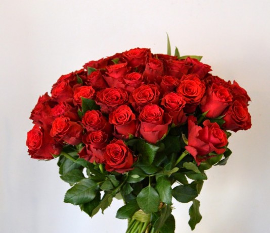 Floraria LivrareFloriCadou da startul la celebrari zilei indragostitilor