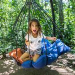 4 metode prin care îl faci pe copilul tău să stea mai mult în curte