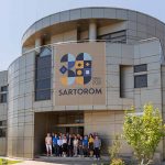 Prima companie de echipamente de laborator fondată după 1989 aniversează 30 de ani de activitate